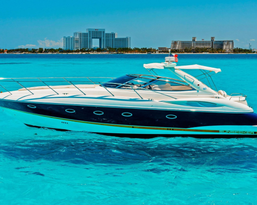 Agavero 46ft Yacht for rent in Cancun