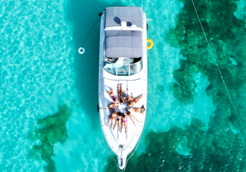 Rent the private Yacht Capitan Jack in Cancun Mexico