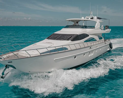 Azimut 80 luxury yacht Cancun charter